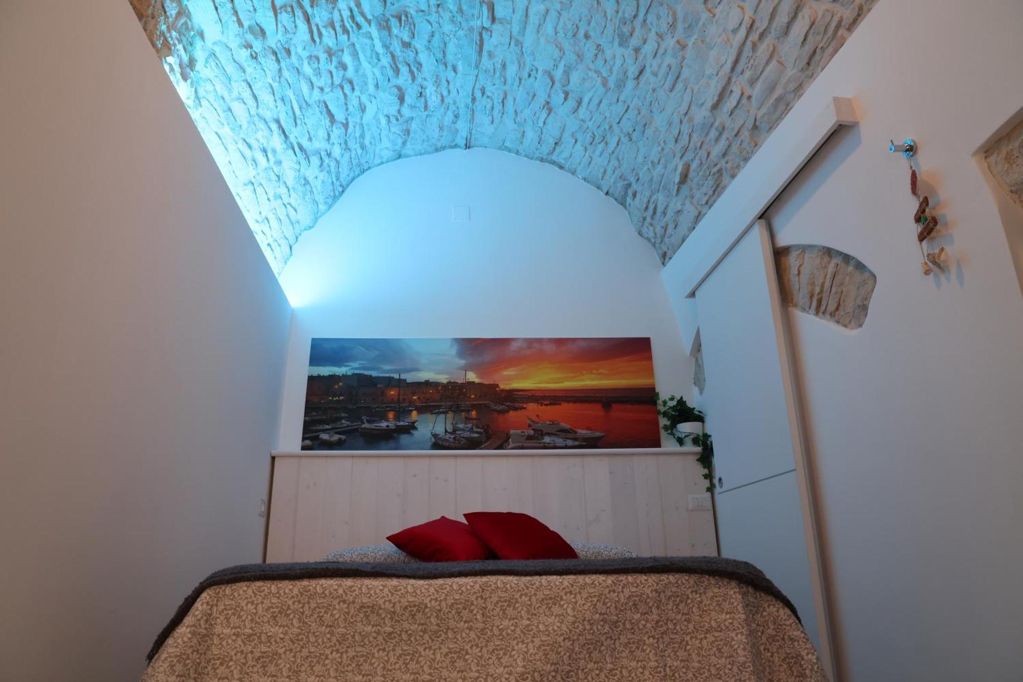 Room 20 - Piccola Camera In Pietra Bianca Giovinazzo Buitenkant foto